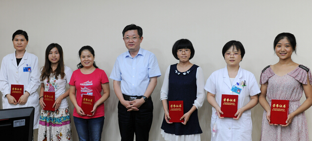 济宁医学院附属医院召开庆祝教师节座谈会